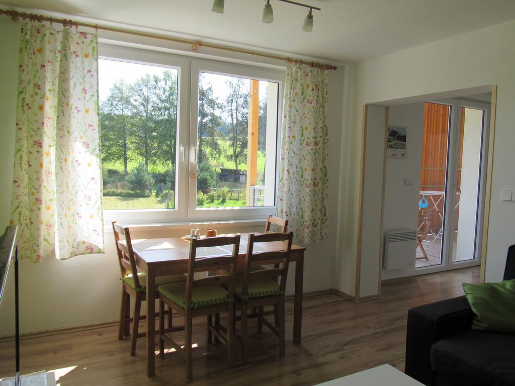 Apartman Stozec Ema Luaran gambar